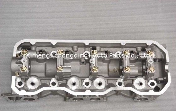 4ZD1 Κεφαλή κυλίνδρου 910510 8-97119-761-1 8-97119-760-1 8-94159-192-0 για το ISUZU Trooper II